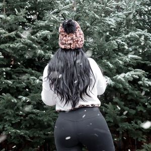 Meet your Posher, Sahar